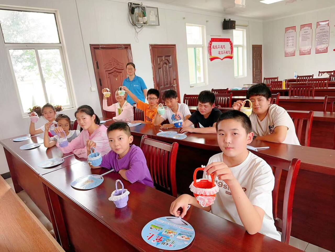 【童心相伴  夕阳同辉—巢湖学院数学与大数据学院赴同大镇“一老一小”关爱服务团
