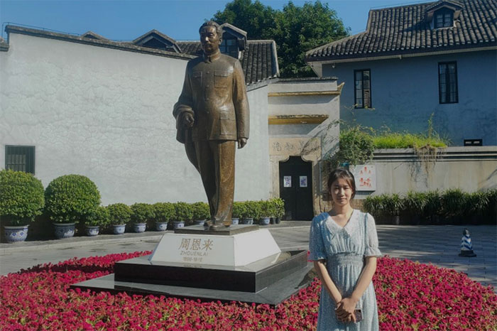 参观红色基地，传承红色信仰