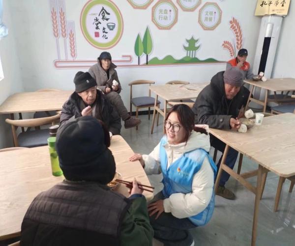 关爱老人 温暖相伴